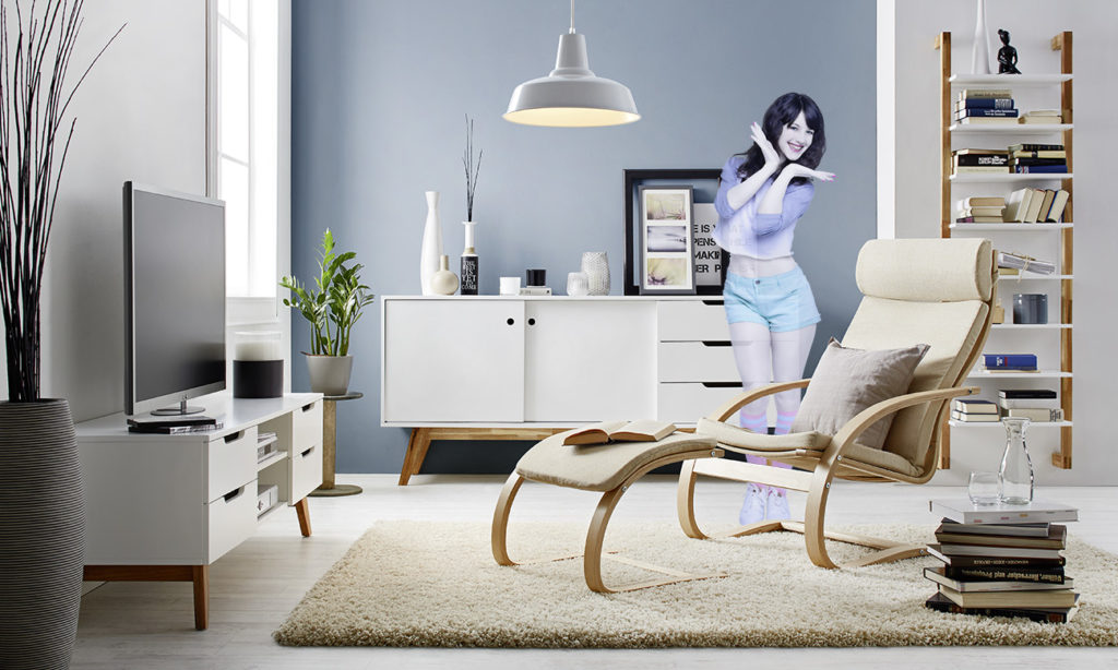 Mia macht sich einen gemütlichen Fernsehabend