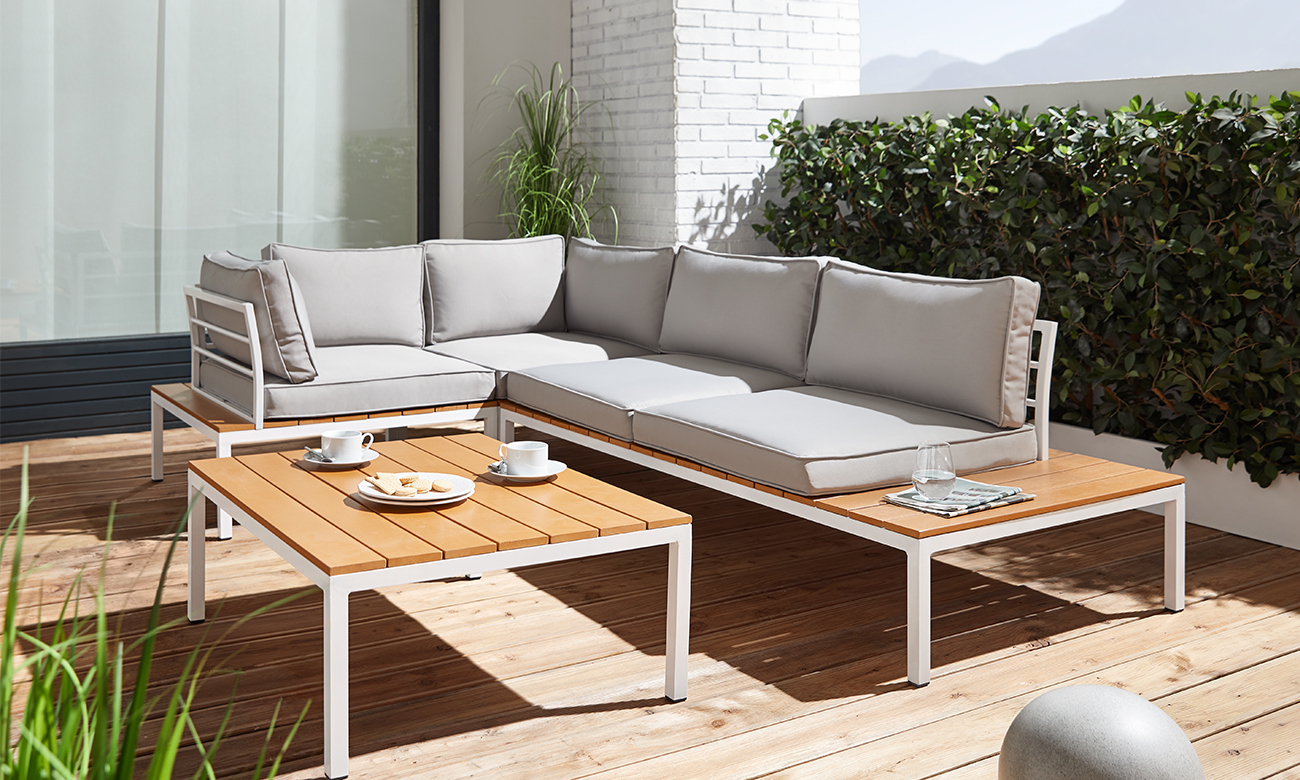 Gartenmöbel richtig pflegen - mömax blog