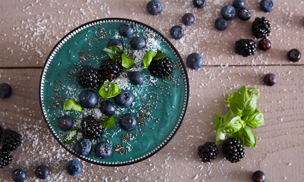 Tropical Smoothie Bowl