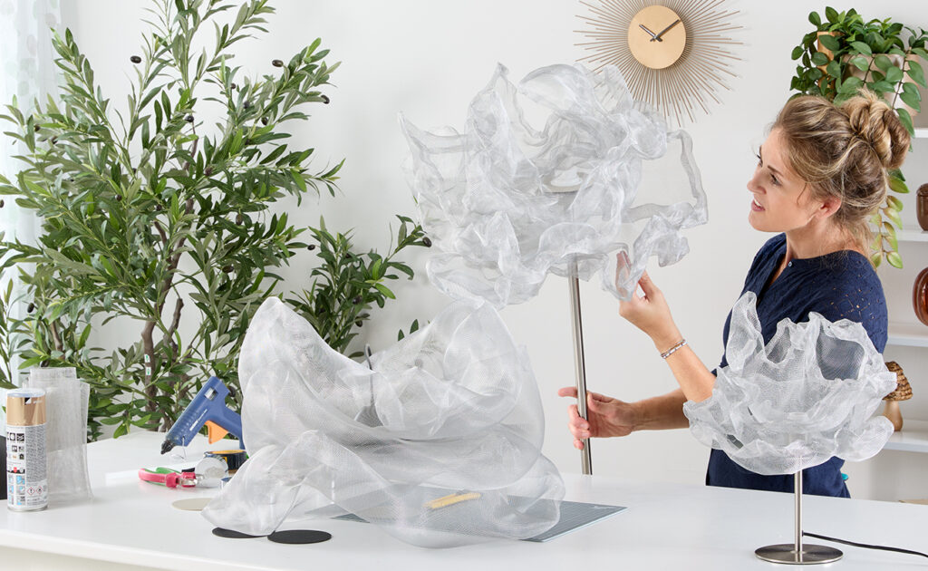 Lampe_aus_Fliegengitter_DIY